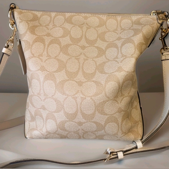 Coach 87826 Gorgeous Abby Crossbody/Shoulder Bag Like New - Picture 2 of 15